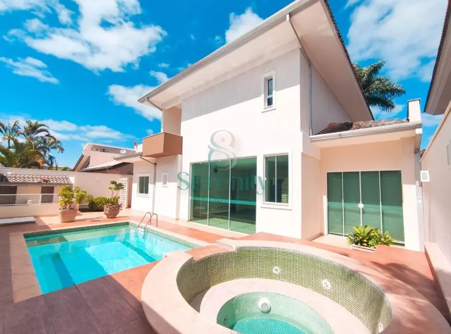 Foto 2 de Casa de Condomínio com 3 quartos para alugar, 330m2 em Terra Bonita, Londrina - PR