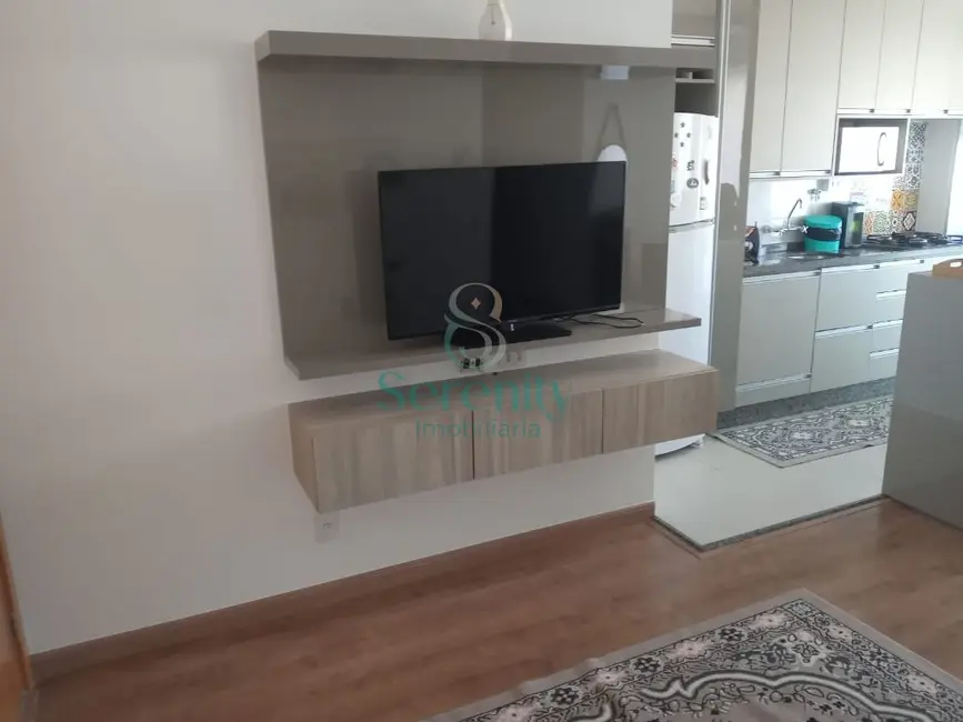 Foto 3 de Apartamento com 3 quartos para alugar, 69m2 em Santa Rosa, Londrina - PR