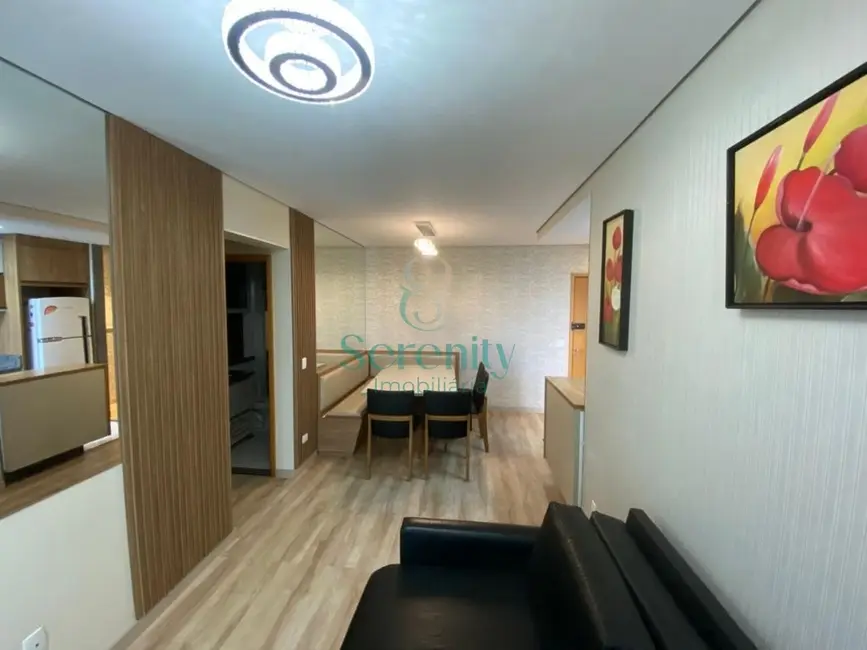 Foto 8 de Apartamento com 3 quartos para alugar, 66m2 em Centro, Londrina - PR