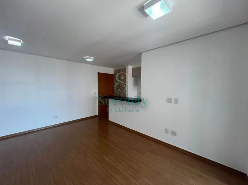 Apartamento com 2 quartos para alugar, 64m2 em Jardim Monções, Londrina - PR - imagem 4 Foto 4 de Apartamento com 2 quartos para alugar, 64m2 em Jardim Monções, Londrina - PR