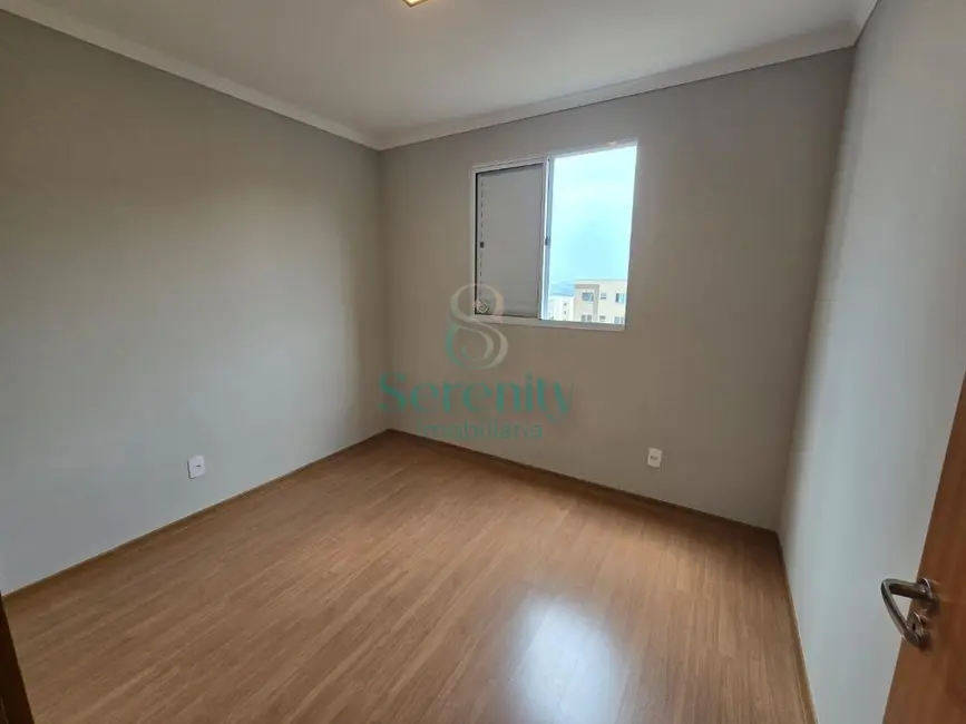 Apartamento com 2 quartos à venda, 47m2 em Londrina - PR - imagem 7 Foto 7 de Apartamento com 2 quartos à venda, 47m2 em Londrina - PR