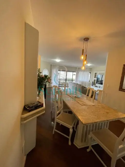 Apartamento com 4 quartos à venda, 234m2 em Londrina - PR - imagem 8 Foto 8 de Apartamento com 4 quartos à venda, 234m2 em Londrina - PR