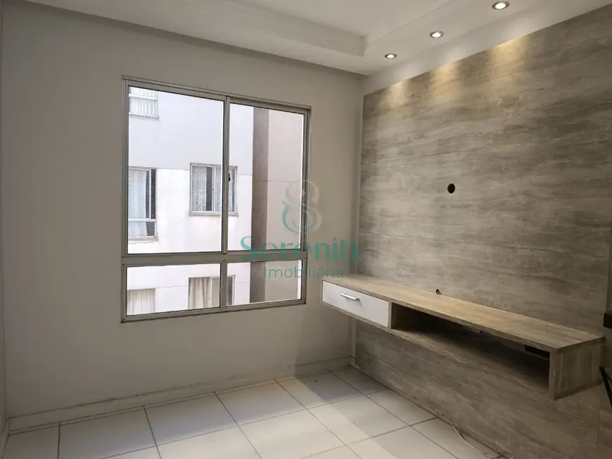 Foto 2 de Apartamento com 2 quartos para alugar, 46m2 em Conjunto Habitacional Santiago II, Londrina - PR