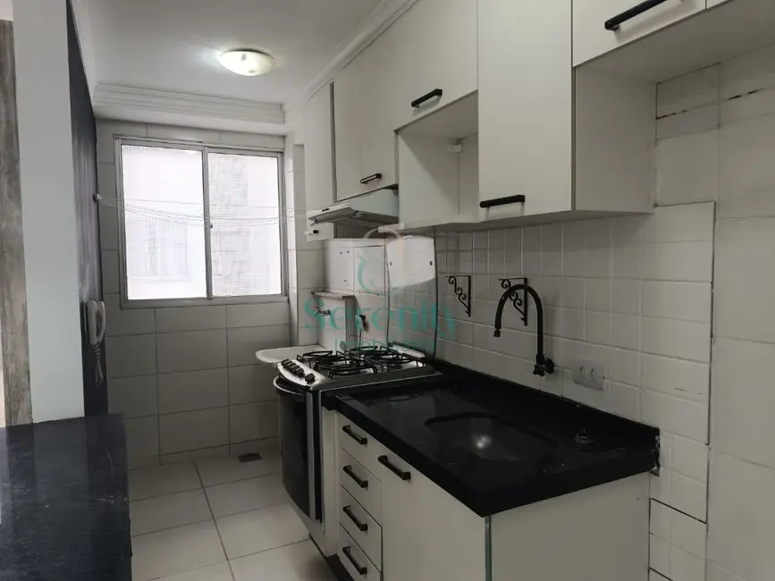 Foto 7 de Apartamento com 2 quartos para alugar, 46m2 em Conjunto Habitacional Santiago II, Londrina - PR