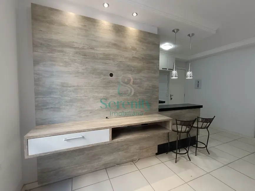 Foto 1 de Apartamento com 2 quartos para alugar, 46m2 em Conjunto Habitacional Santiago II, Londrina - PR