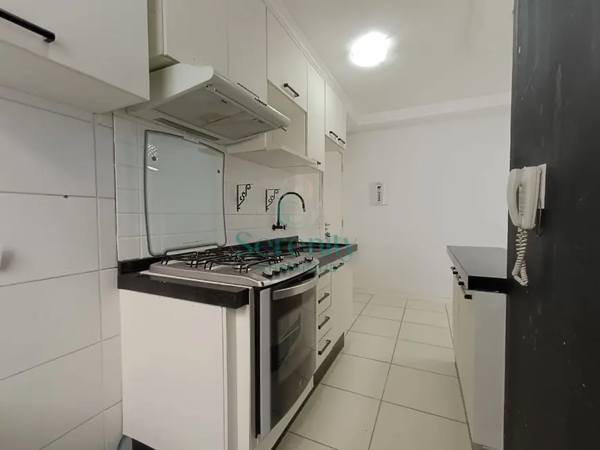 Foto 6 de Apartamento com 2 quartos para alugar, 46m2 em Conjunto Habitacional Santiago II, Londrina - PR