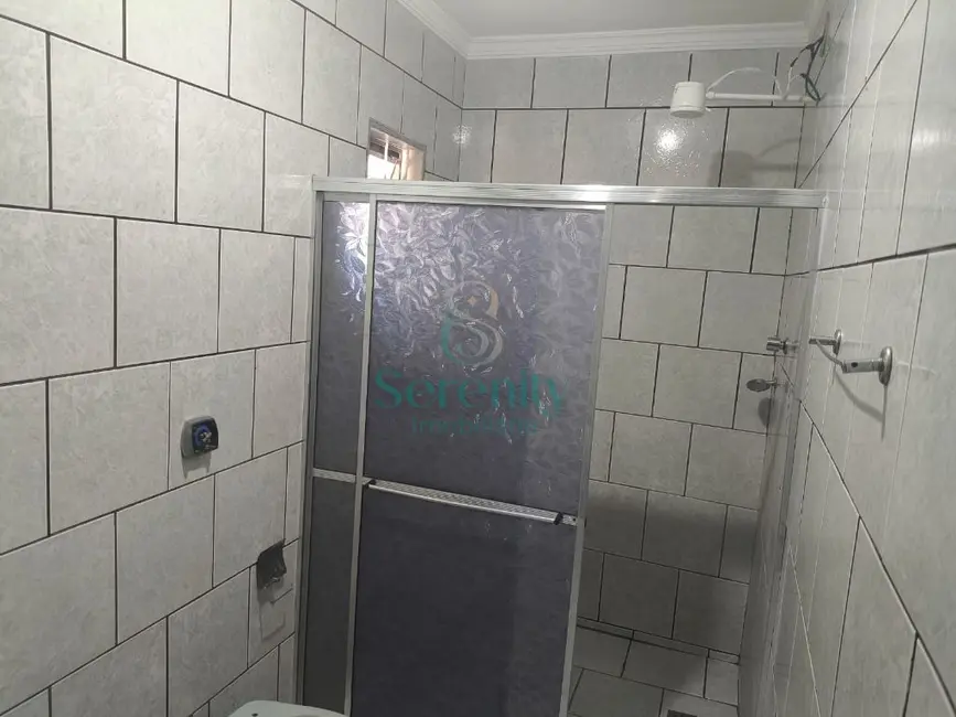 Foto 9 de Casa com 3 quartos para alugar, 80m2 em Residencial Moradias Tibagi, Londrina - PR