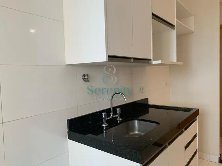 Foto 3 de Apartamento com 2 quartos para alugar, 64m2 em Gleba Fazenda Palhano, Londrina - PR