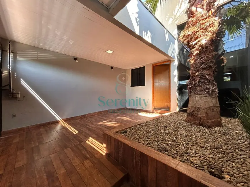 Foto 7 de Casa com 3 quartos para alugar, 90m2 em Jardim Tókio, Londrina - PR