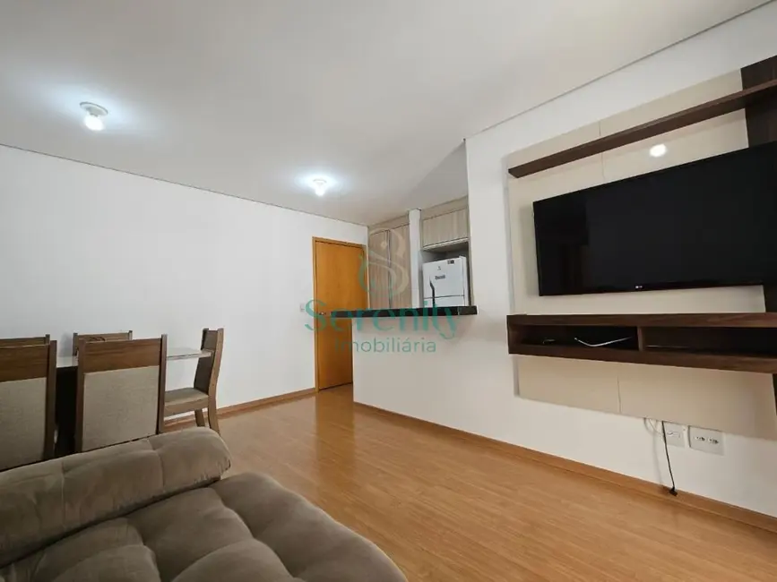 Foto 3 de Apartamento com 2 quartos para alugar, 64m2 em Jardim Monções, Londrina - PR