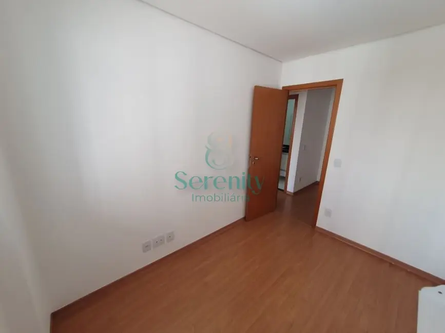 Foto 8 de Apartamento com 3 quartos para alugar, 77m2 em Santa Rosa, Londrina - PR