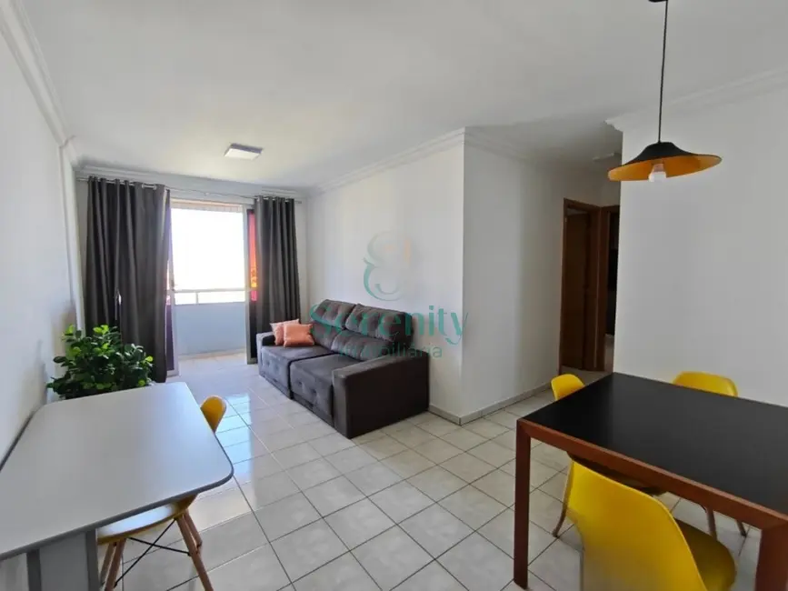 Foto 4 de Apartamento com 2 quartos para alugar, 70m2 em Centro, Londrina - PR