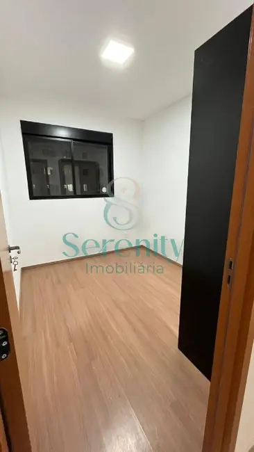 Apartamento com 2 quartos para alugar, 56m2 em Parque Jamaica, Londrina - PR - imagem 3 Foto 3 de Apartamento com 2 quartos para alugar, 56m2 em Parque Jamaica, Londrina - PR