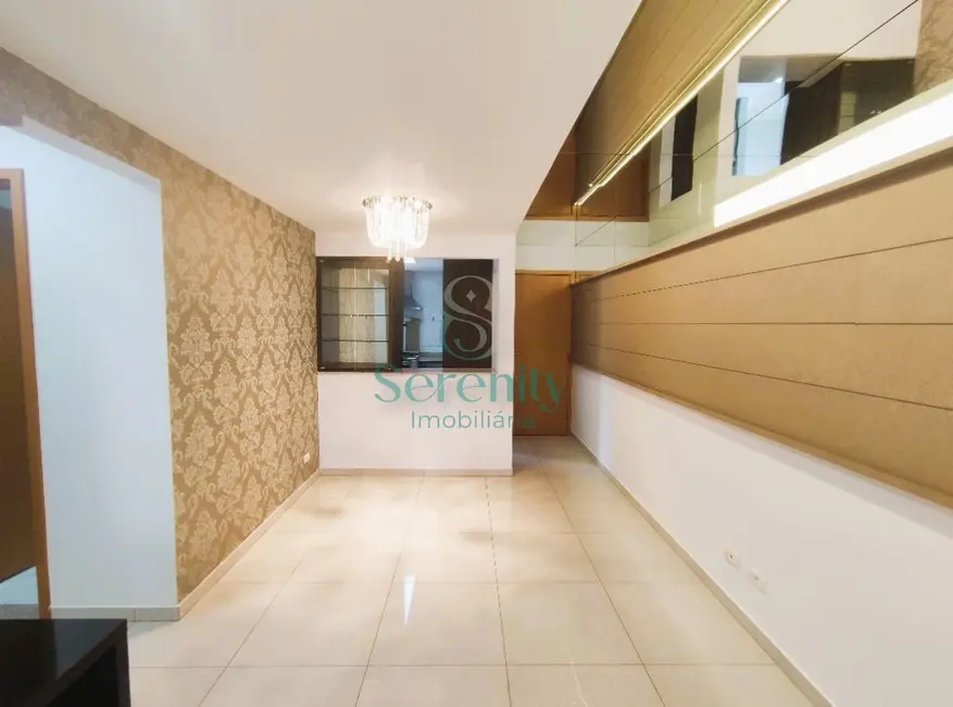 Foto 2 de Apartamento com 2 quartos para alugar, 74m2 em Centro, Londrina - PR