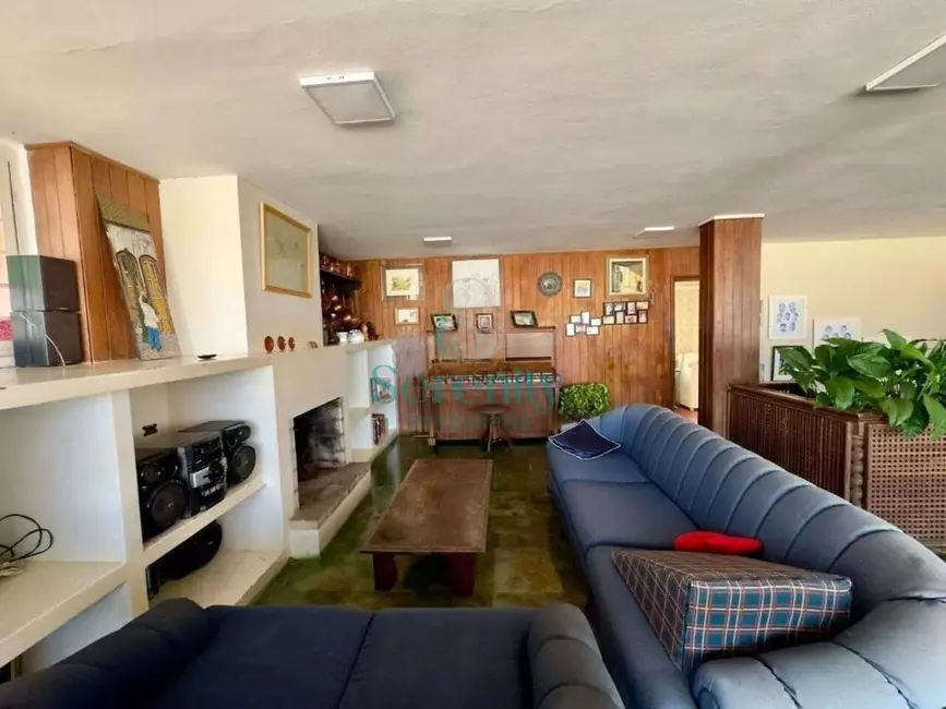 Cobertura com 4 quartos à venda, 538m2 em Centro, Londrina - PR - imagem 2 Foto 2 de Cobertura com 4 quartos à venda, 538m2 em Centro, Londrina - PR