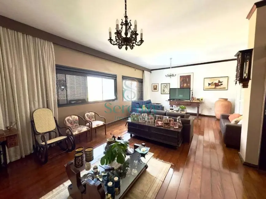 Cobertura com 4 quartos à venda, 538m2 em Centro, Londrina - PR - imagem 5 Foto 5 de Cobertura com 4 quartos à venda, 538m2 em Centro, Londrina - PR