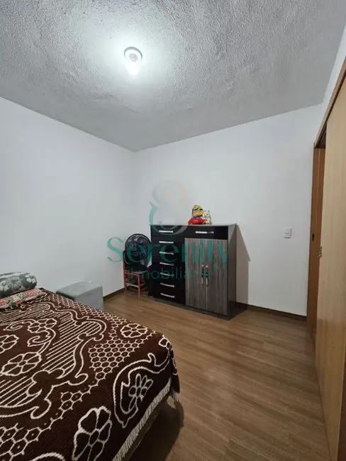 Foto 9 de Apartamento com 2 quartos para alugar, 43m2 em Londrina - PR