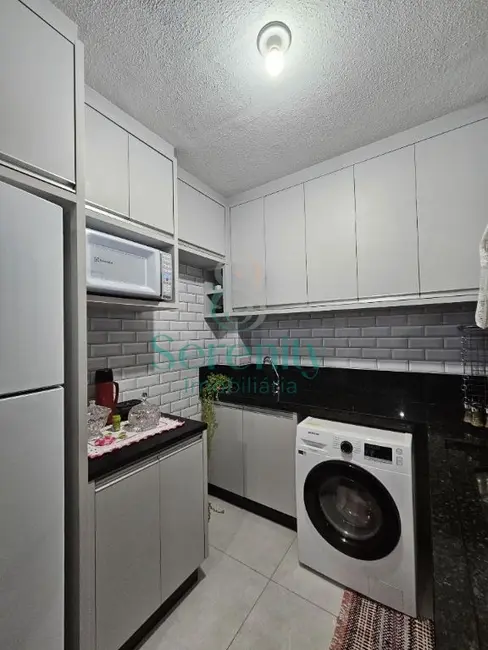 Foto 2 de Apartamento com 2 quartos para alugar, 43m2 em Londrina - PR