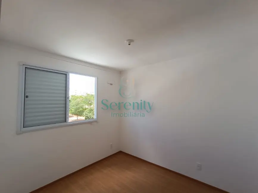 Apartamento com 2 quartos para alugar, 40m2 em Londrina - PR - imagem 6 Foto 6 de Apartamento com 2 quartos para alugar, 40m2 em Londrina - PR