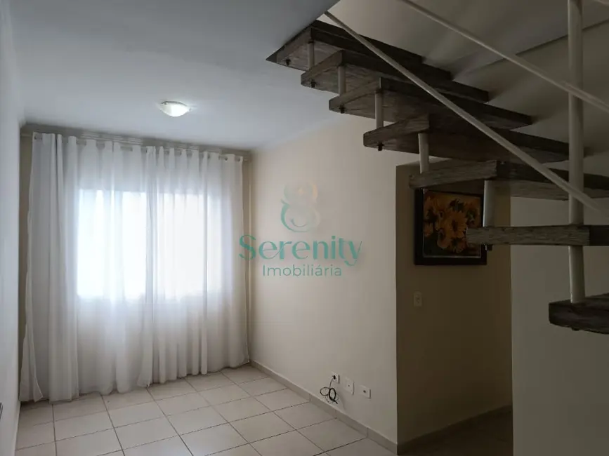 Foto 4 de Cobertura com 3 quartos para alugar, 127m2 em Nossa Senhora de Lourdes, Londrina - PR