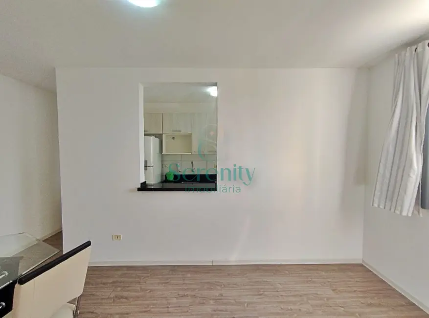 Foto 3 de Apartamento com 2 quartos para alugar, 44m2 em Gleba Fazenda Palhano, Londrina - PR