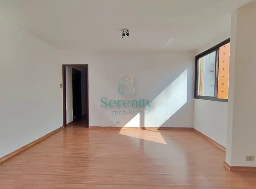 Foto 4 de Apartamento com 3 quartos para alugar, 80m2 em Centro, Londrina - PR