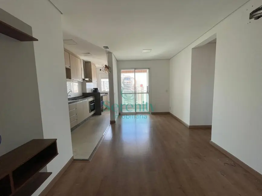 Foto 4 de Apartamento com 3 quartos para alugar, 69m2 em Santa Rosa, Londrina - PR