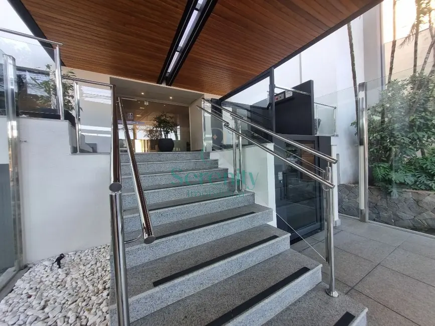 Foto 2 de Apartamento com 3 quartos para alugar, 103m2 em Centro, Londrina - PR