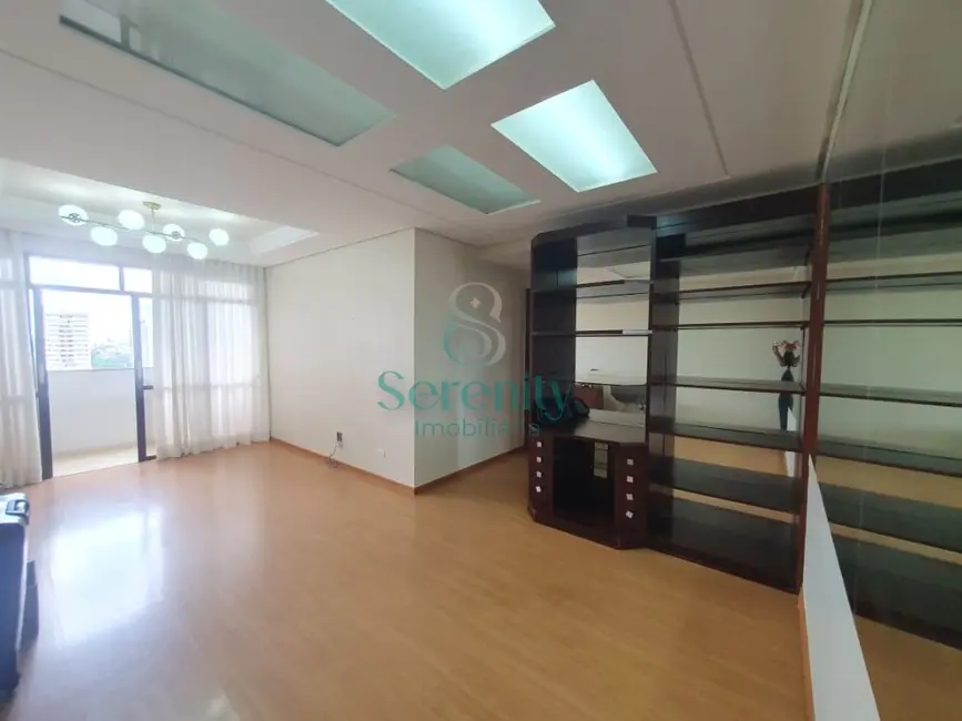 Foto 4 de Apartamento com 3 quartos para alugar, 103m2 em Centro, Londrina - PR