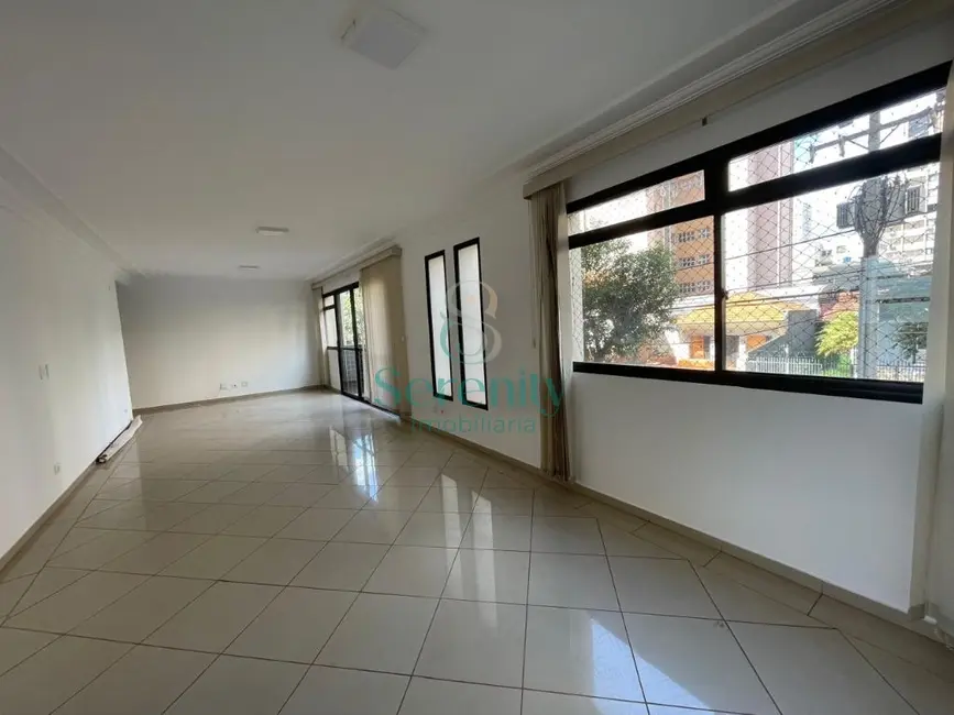 Foto 4 de Apartamento com 4 quartos para alugar, 190m2 em Centro, Londrina - PR