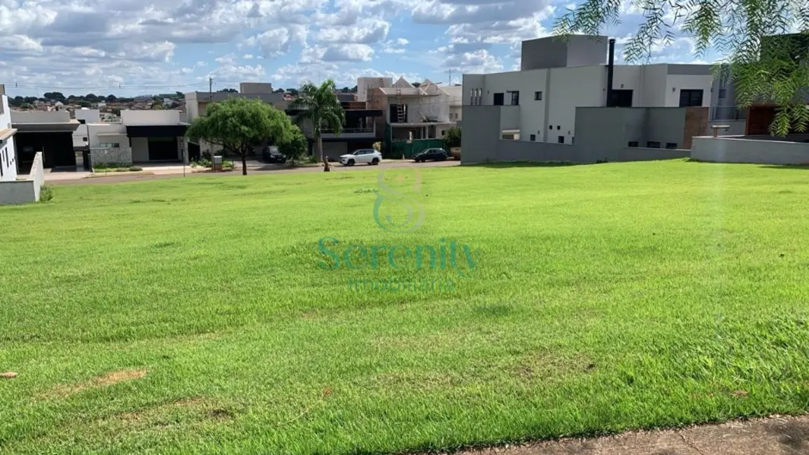 Foto 3 de Terreno / Lote à venda, 272m2 em Conjunto Habitacional Alexandre Urbanas, Londrina - PR