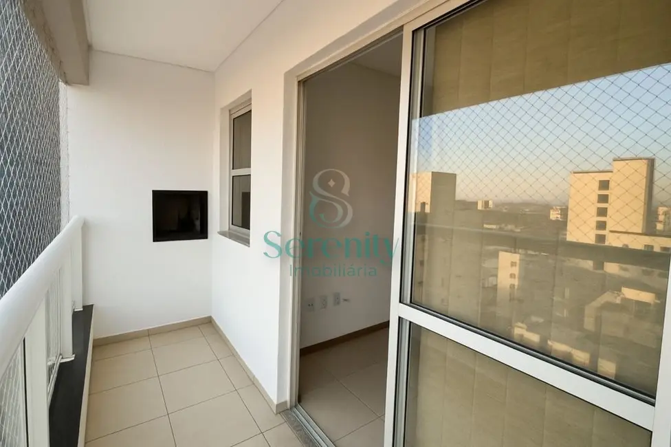 Foto 4 de Apartamento com 2 quartos para alugar, 60m2 em Vila Ipiranga, Londrina - PR