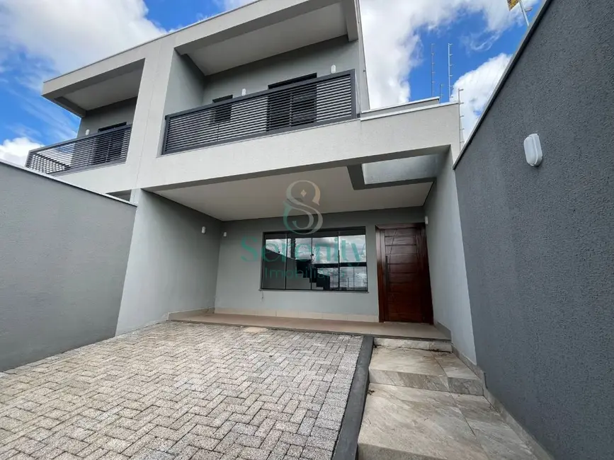 Foto 2 de Sobrado com 3 quartos à venda, 136m2 em Marumbi, Londrina - PR