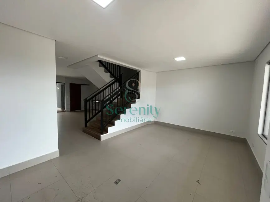 Foto 5 de Sobrado com 3 quartos à venda, 136m2 em Marumbi, Londrina - PR