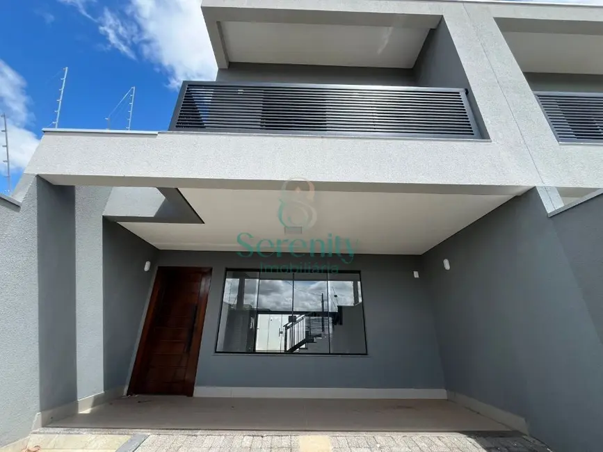 Foto 4 de Sobrado com 3 quartos à venda, 136m2 em Marumbi, Londrina - PR