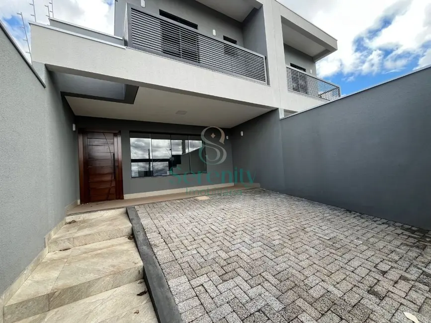 Foto 3 de Sobrado com 3 quartos à venda, 136m2 em Marumbi, Londrina - PR