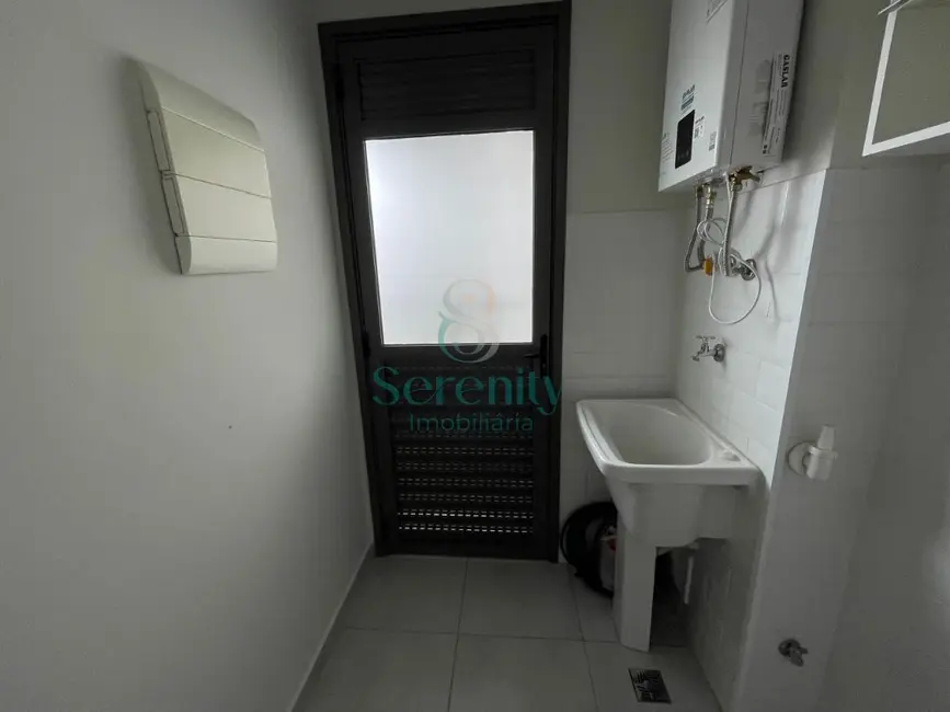 Foto 6 de Apartamento com 3 quartos para alugar, 64m2 em Centro, Londrina - PR