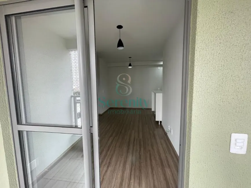 Foto 4 de Apartamento com 3 quartos para alugar, 64m2 em Centro, Londrina - PR