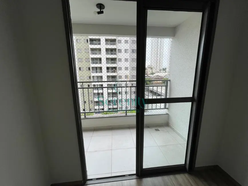 Foto 2 de Apartamento com 3 quartos para alugar, 64m2 em Centro, Londrina - PR