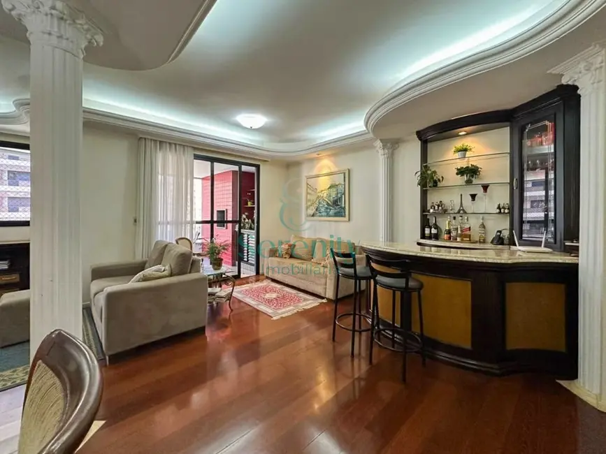 Foto 2 de Apartamento com 3 quartos à venda, 137m2 em Centro, Londrina - PR