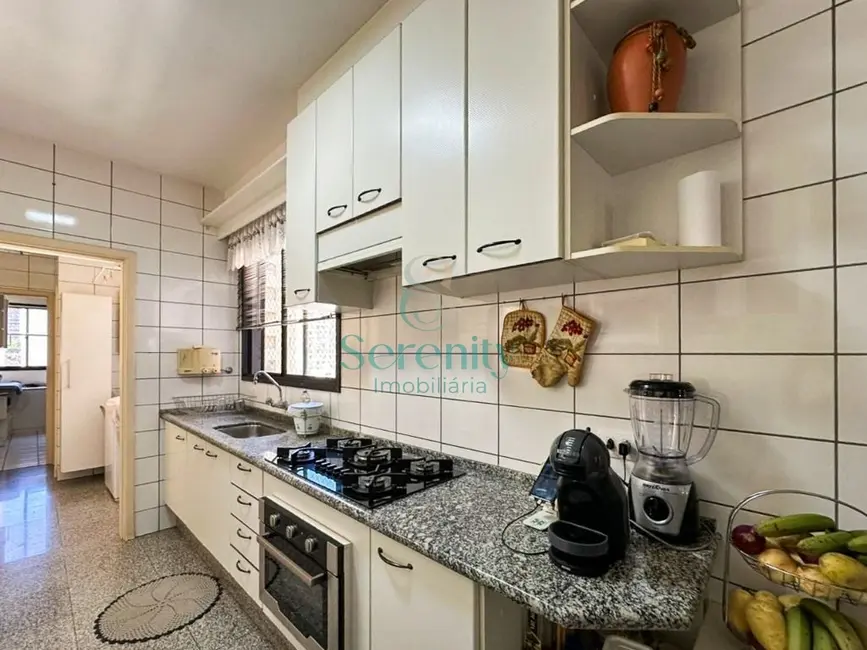 Foto 7 de Apartamento com 3 quartos à venda, 137m2 em Centro, Londrina - PR