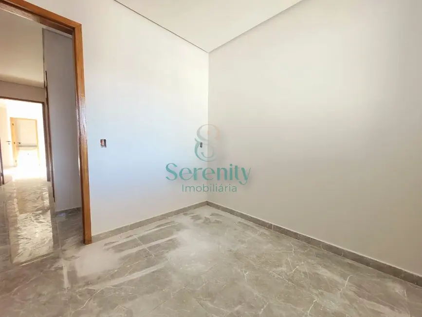 Casa com 3 quartos à venda, 98m2 em Leonor, Londrina - PR - imagem 9 Foto 9 de Casa com 3 quartos à venda, 98m2 em Leonor, Londrina - PR