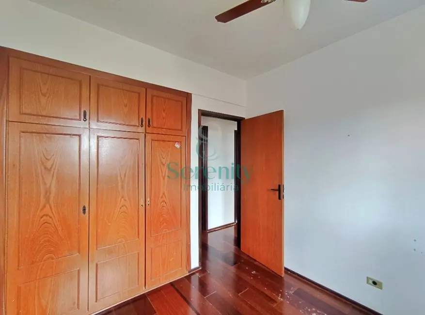 Foto 8 de Apartamento com 3 quartos para alugar, 85m2 em Vila Penteriche, Londrina - PR