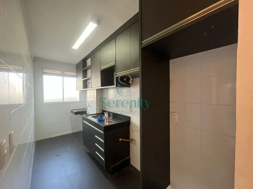 Foto 6 de Apartamento com 2 quartos à venda, 46m2 em Londrina - PR