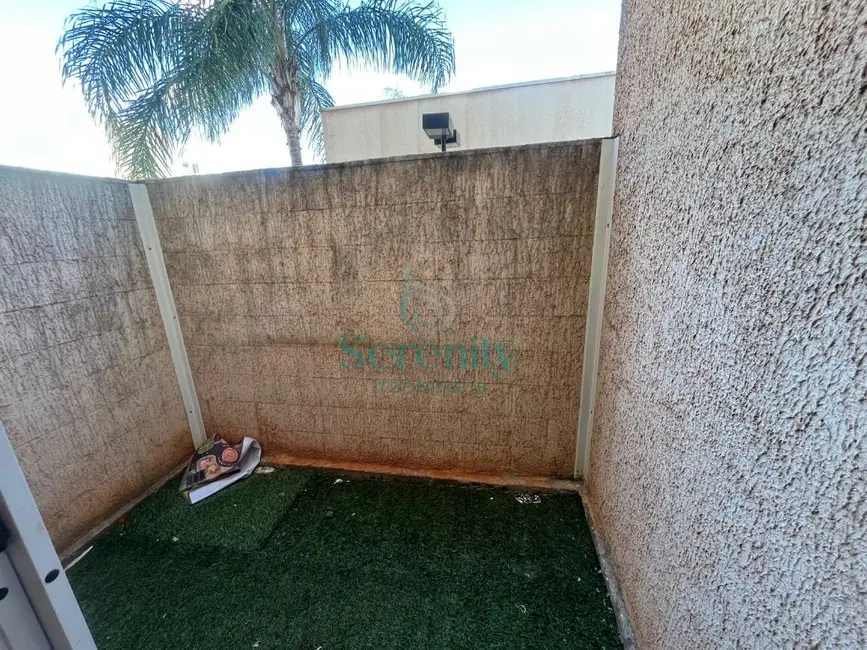 Foto 5 de Apartamento com 2 quartos à venda, 46m2 em Londrina - PR
