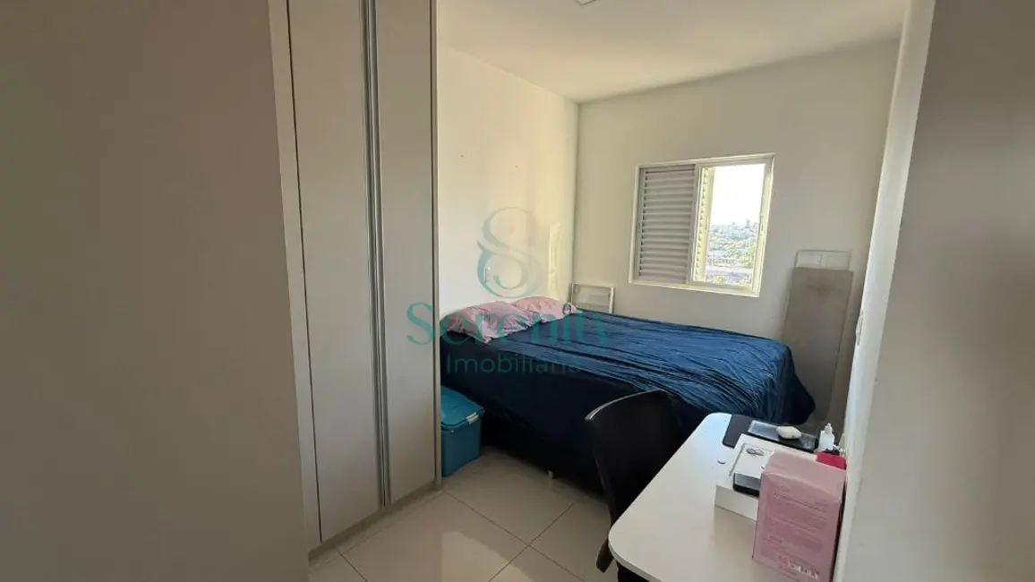 Foto 9 de Apartamento com 3 quartos para alugar, 71m2 em Jardim Higienópolis, Londrina - PR