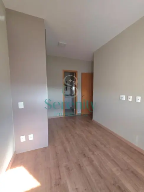 Foto 7 de Apartamento com 3 quartos para alugar, 69m2 em Santa Rosa, Londrina - PR