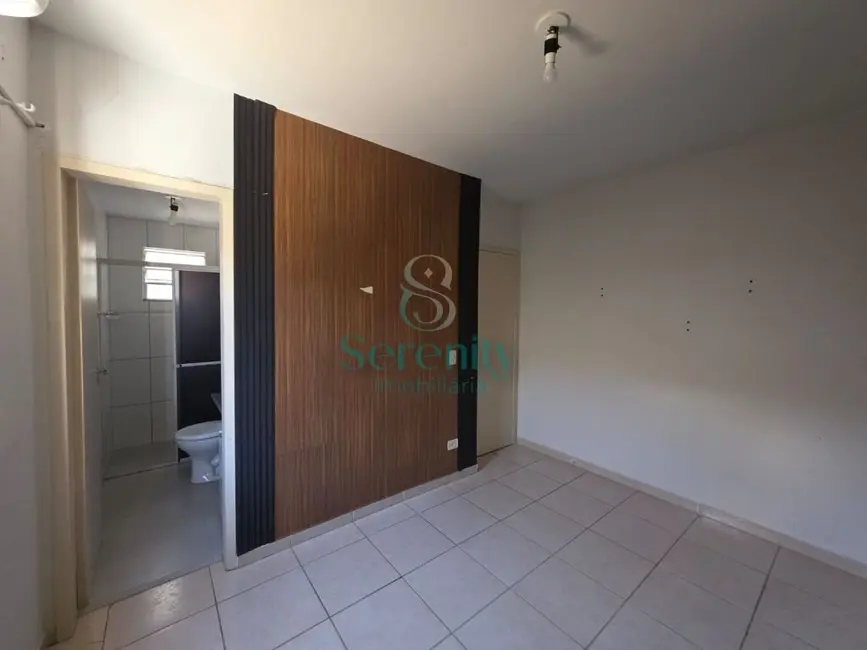 Foto 7 de Apartamento com 3 quartos para alugar, 70m2 em Nossa Senhora de Lourdes, Londrina - PR
