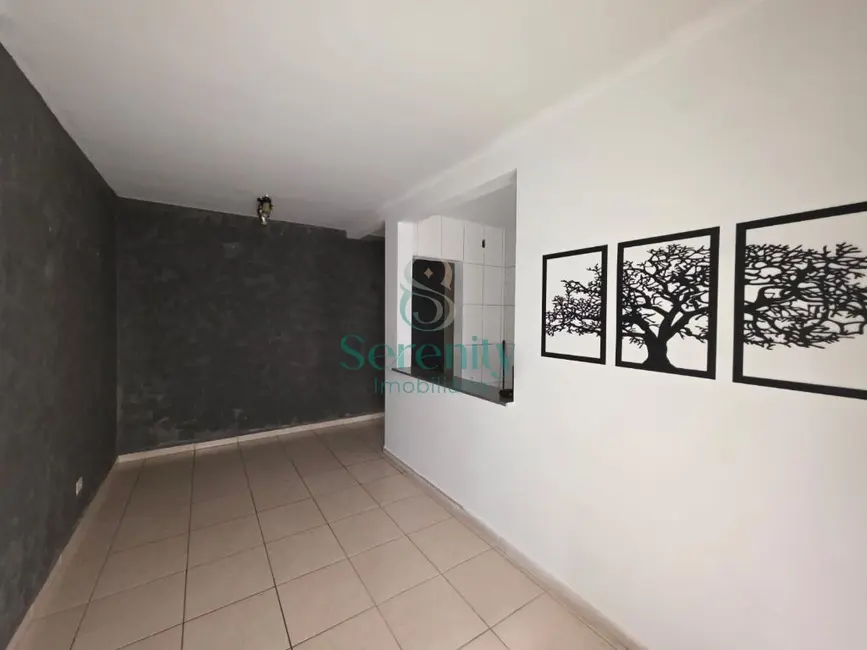 Foto 1 de Apartamento com 3 quartos para alugar, 70m2 em Nossa Senhora de Lourdes, Londrina - PR