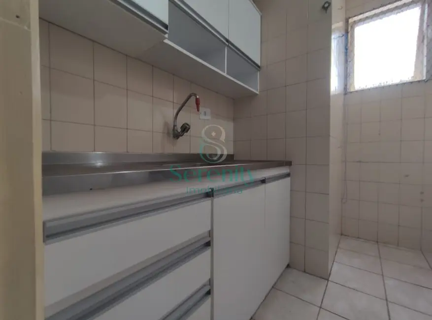 Foto 4 de Apartamento com 1 quarto para alugar, 32m2 em Centro, Londrina - PR